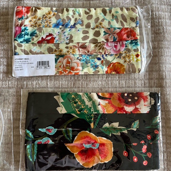 Johnny Was Set of 4! Cotton Sateen Face Mask Set NWT - Picture 9 of 9